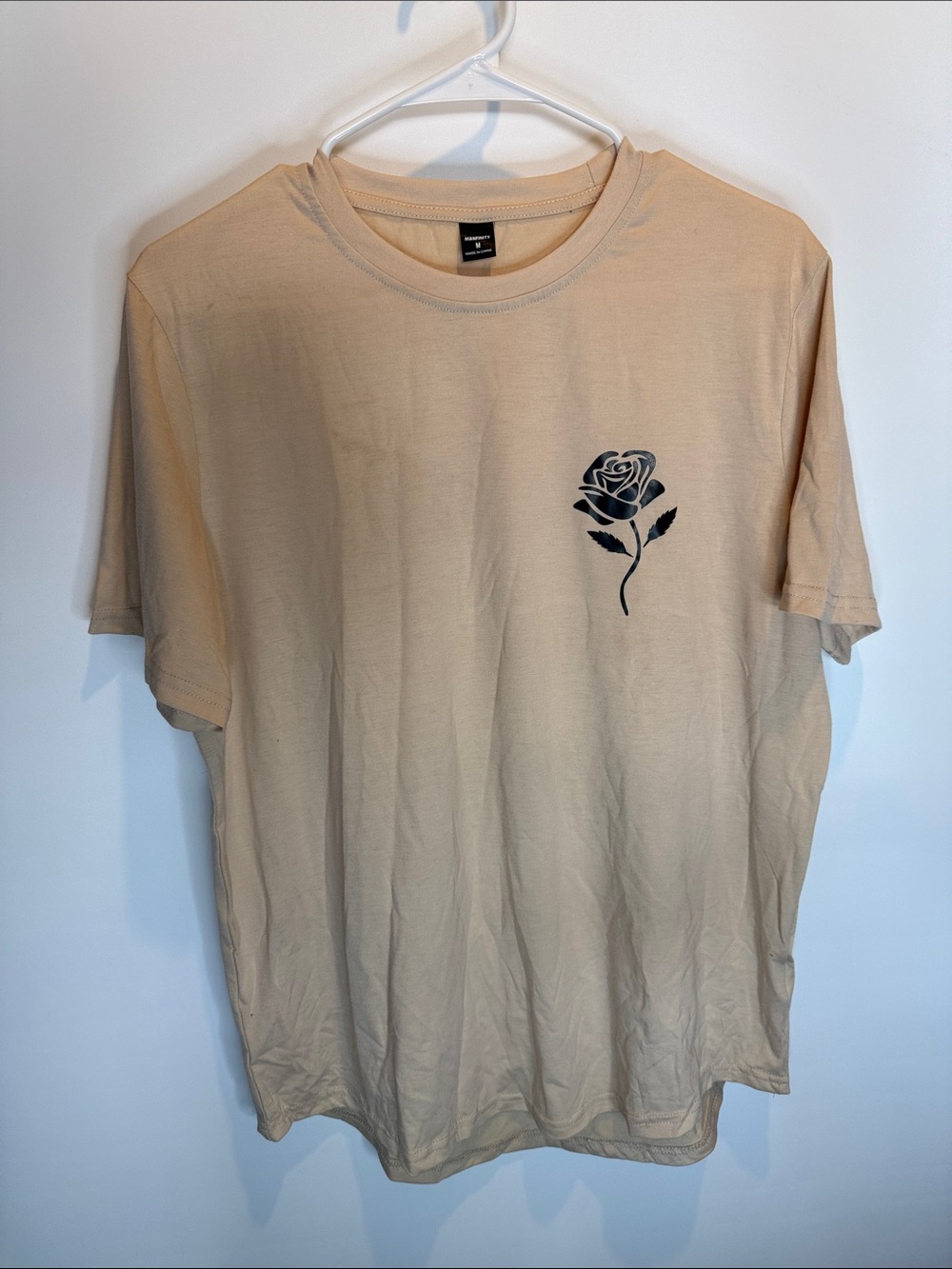 Manfinity Men's Beige Short-Sleeve Tee with Black Rose Graphic Size: M